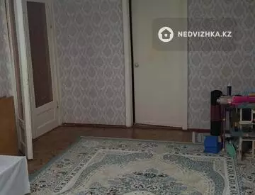 1-комнатная квартира, этаж 2 из 5, 44 м²