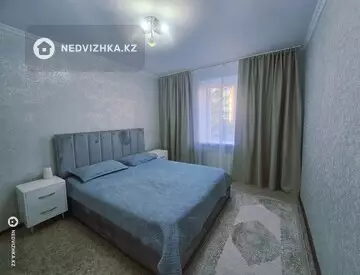 4-комнатная квартира, этаж 2 из 5, 85 м², Посуточно, миниатюра 2