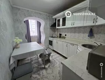 4-комнатная квартира, этаж 2 из 5, 85 м², Посуточно, миниатюра 5