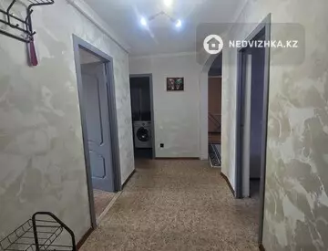 4-комнатная квартира, этаж 2 из 5, 85 м², Посуточно, миниатюра 6