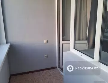 4-комнатная квартира, этаж 2 из 5, 85 м², Посуточно, миниатюра 8