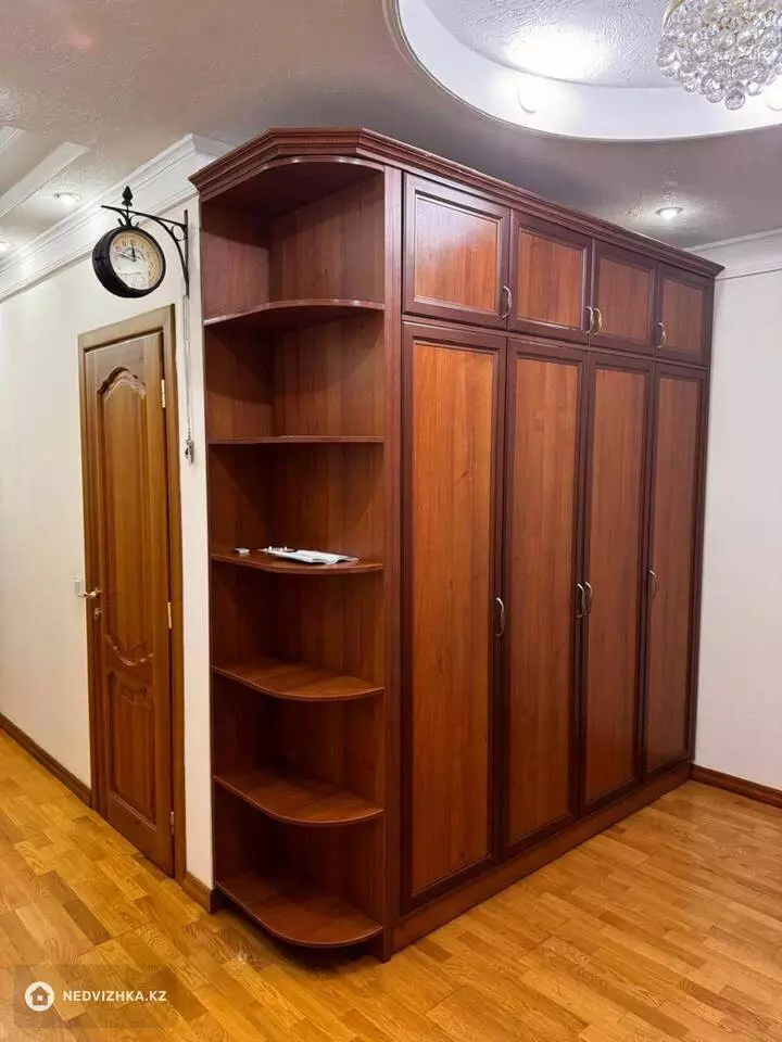 3-комнатная квартира, этаж 13 из 16, 110 м², фотография 2