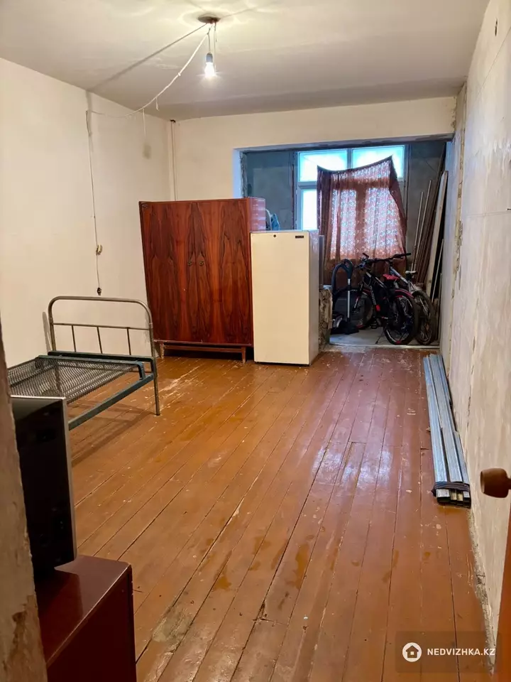 2-комнатная квартира, этаж 6 из 9, 52 м², фотография 4