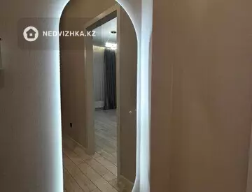 1-комнатная квартира, этаж 7 из 12, 40 м², миниатюра 5