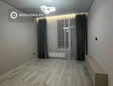 1-комнатная квартира, этаж 7 из 12, 40 м², миниатюра 3