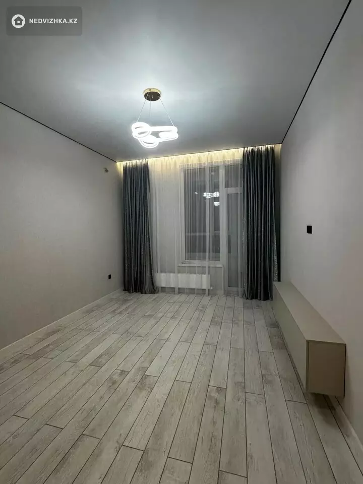 1-комнатная квартира, этаж 7 из 12, 40 м², фотография 3