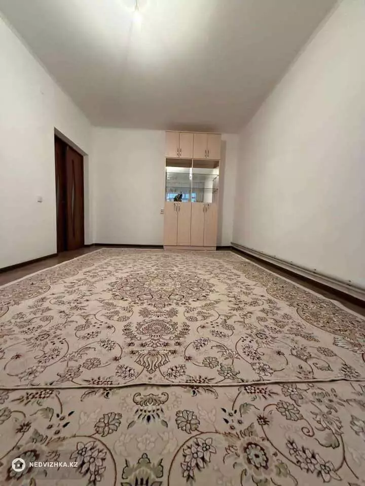 3-комнатная квартира, этаж 3 из 5, 72 м², фотография 3