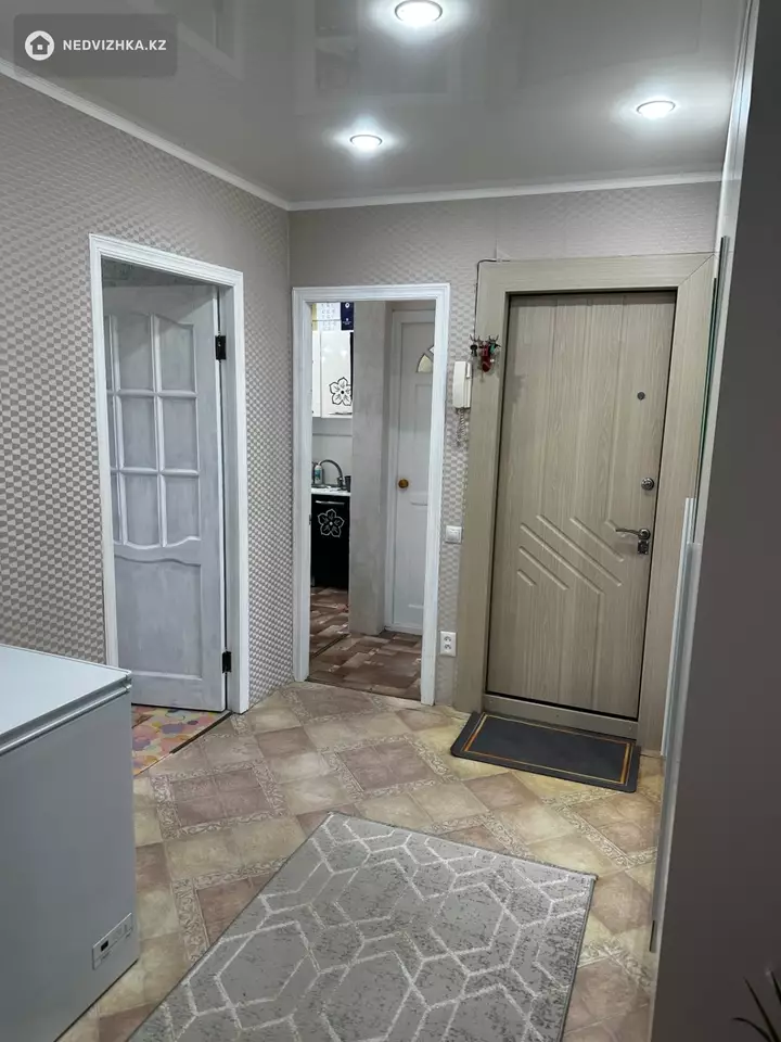 3-комнатная квартира, этаж 9 из 9, 65 м², фотография 5