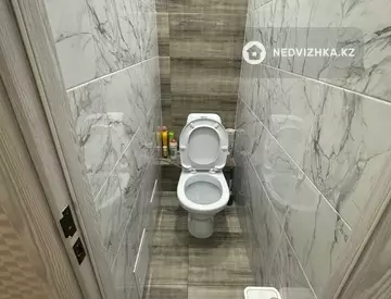 3-комнатная квартира, этаж 9 из 9, 65 м², миниатюра 6