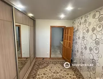 3-комнатная квартира, этаж 9 из 9, 65 м², миниатюра 10