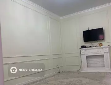 1-комнатная квартира, этаж 3 из 4, 49 м², миниатюра 1