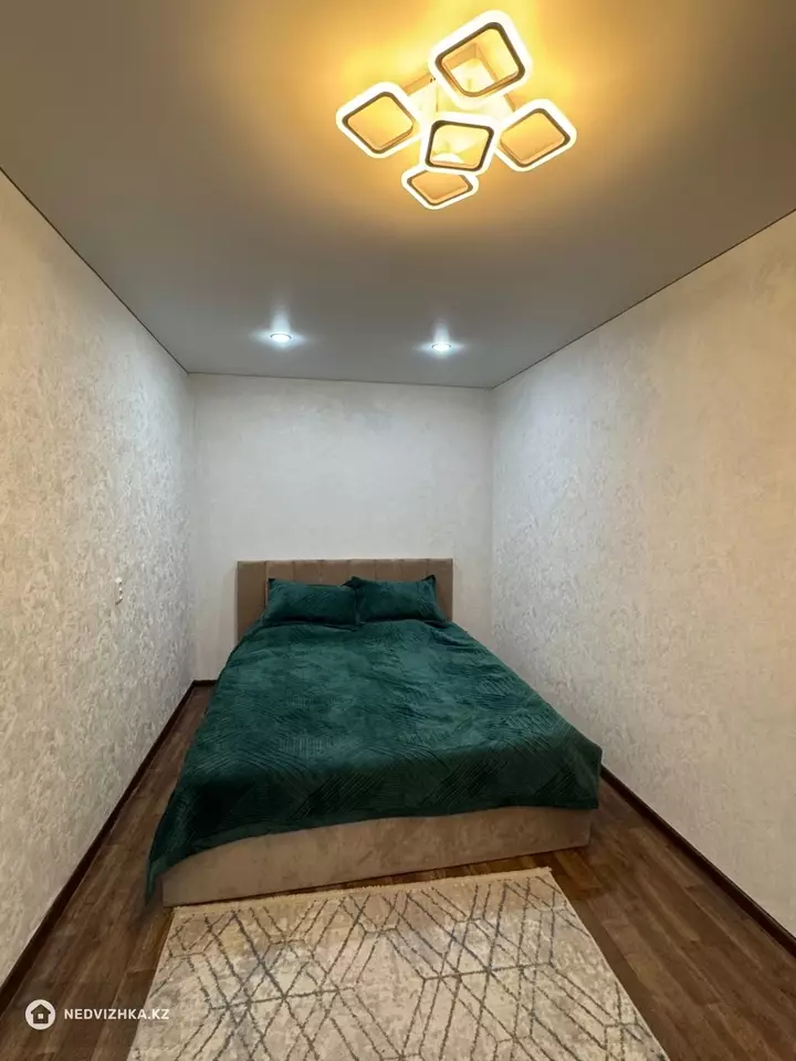 2-комнатная квартира, этаж 2 из 5, 45 м², Посуточно