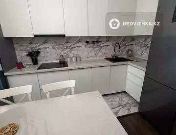 3-комнатная квартира, этаж 5 из 10, 99 м², миниатюра 4