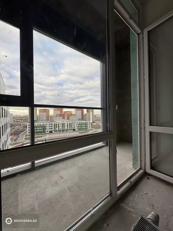 3-комнатная квартира, этаж 9 из 9, 90 м², фотография 4