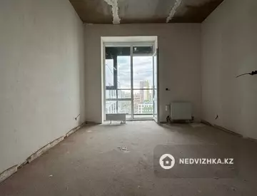 3-комнатная квартира, этаж 9 из 9, 90 м², миниатюра 5