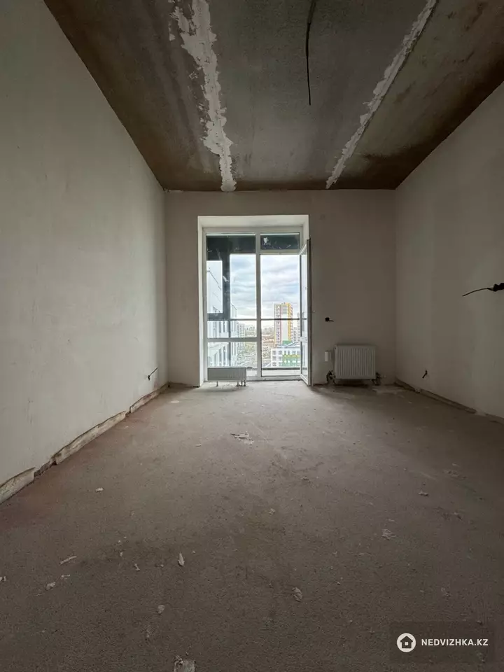3-комнатная квартира, этаж 9 из 9, 90 м², фотография 5