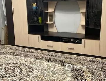 1-комнатная квартира, этаж 1 из 3, 38 м², На длительный срок, миниатюра 2