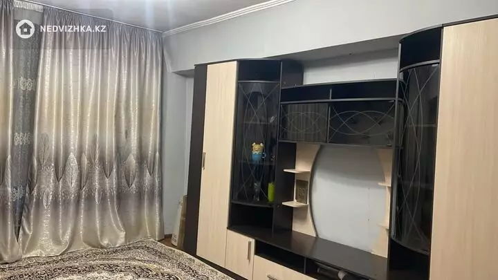 1-комнатная квартира, этаж 1 из 3, 38 м², На длительный срок, фотография 4