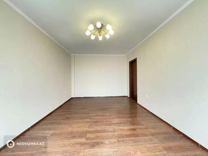 2-комнатная квартира, этаж 9 из 11, 75 м², фотография 5