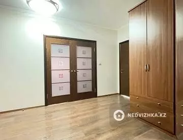 2-комнатная квартира, этаж 9 из 11, 75 м², миниатюра 11