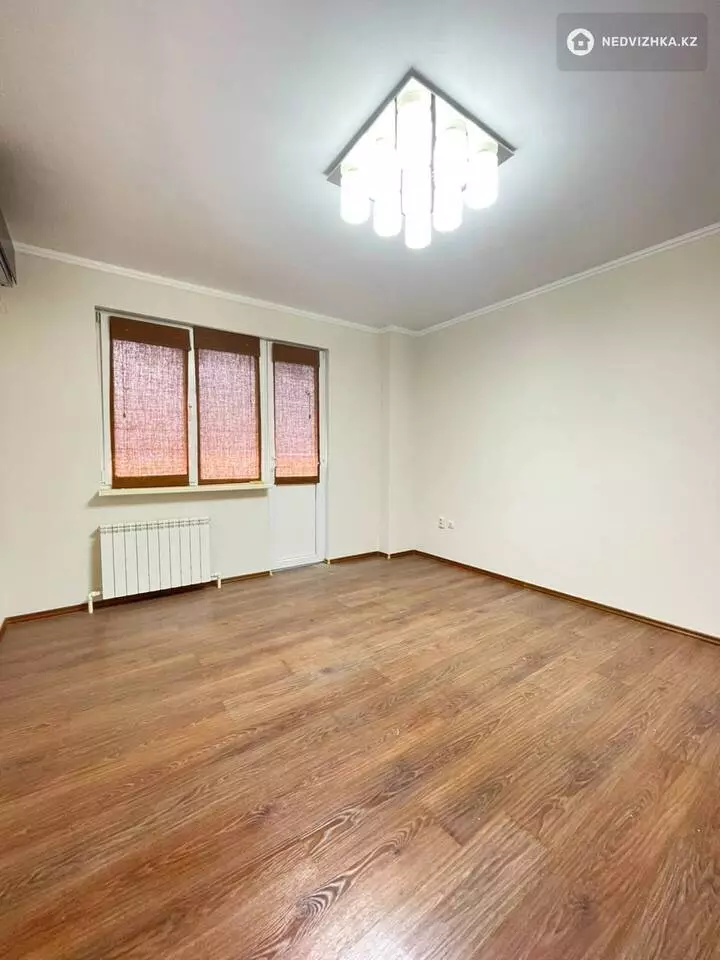 2-комнатная квартира, этаж 9 из 11, 75 м², фотография 3