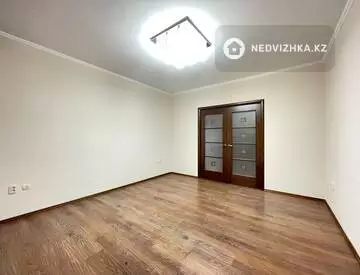 2-комнатная квартира, этаж 9 из 11, 75 м², миниатюра 2