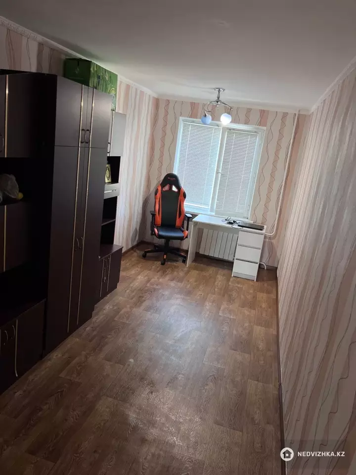 2-комнатная квартира, этаж 4 из 5, 46 м²