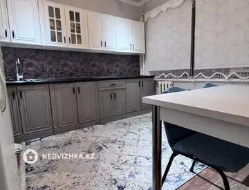 2-комнатная квартира, этаж 4 из 5, 55 м², миниатюра 6