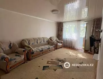 2-комнатная квартира, этаж 4 из 4, 50 м², Посуточно, миниатюра 1
