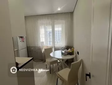 1-комнатная квартира, этаж 6 из 9, 40 м², миниатюра 2