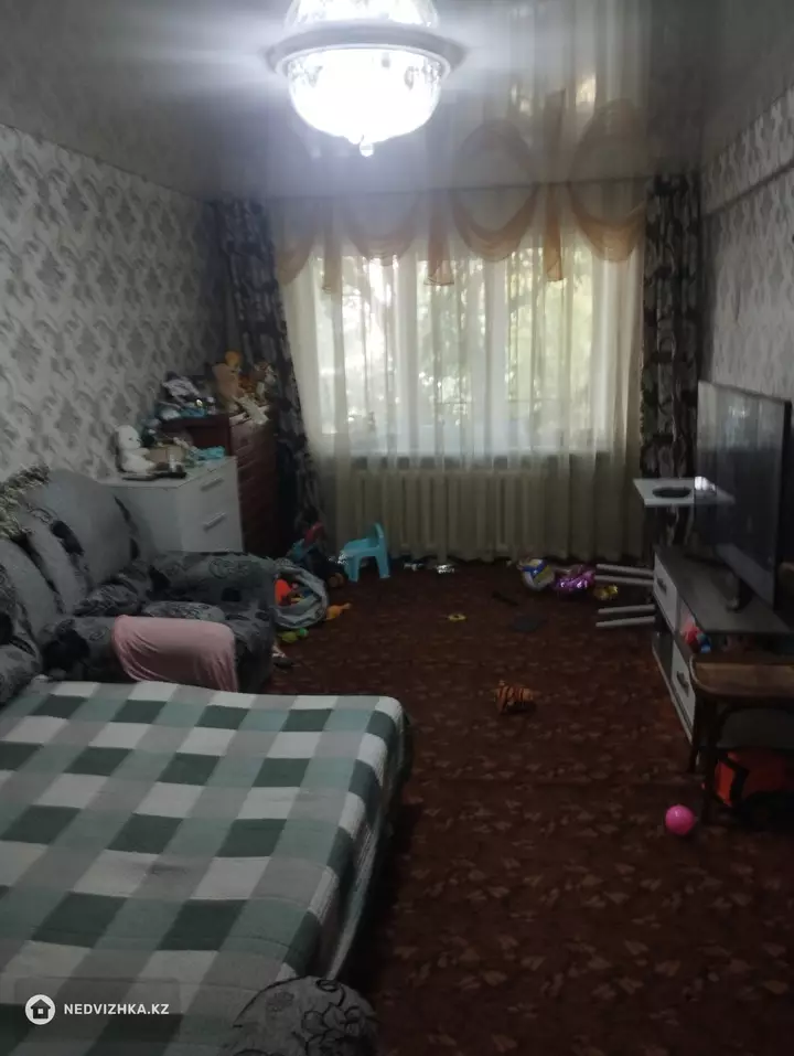 3-комнатная квартира, этаж 2 из 5, 61 м²