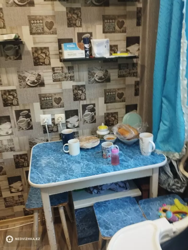 3-комнатная квартира, этаж 2 из 5, 61 м², фотография 4
