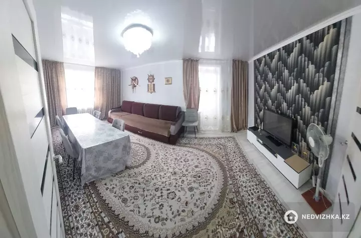 3-комнатная квартира, этаж 3 из 5, 70 м²