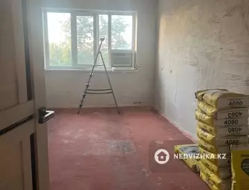 3-комнатная квартира, этаж 5 из 5, 62 м², миниатюра 4