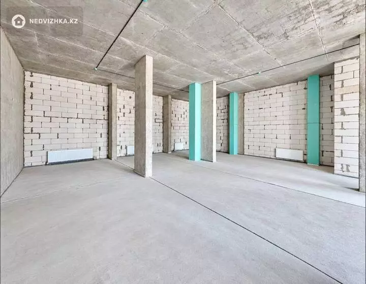 Офис, Магазин и др., этаж 1, 135 м², На длительный срок