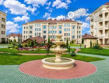 4-комнатная квартира, этаж 3 из 4, 165 м², миниатюра 2