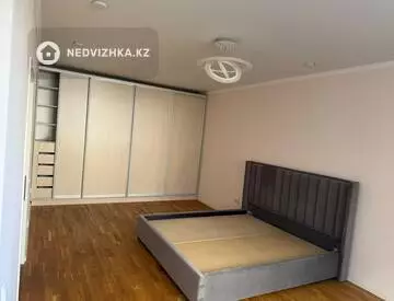 2-комнатная квартира, этаж 2 из 19, 70 м², На длительный срок, миниатюра 1
