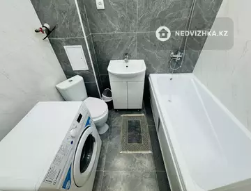 2-комнатная квартира, этаж 4 из 9, 38 м², миниатюра 11