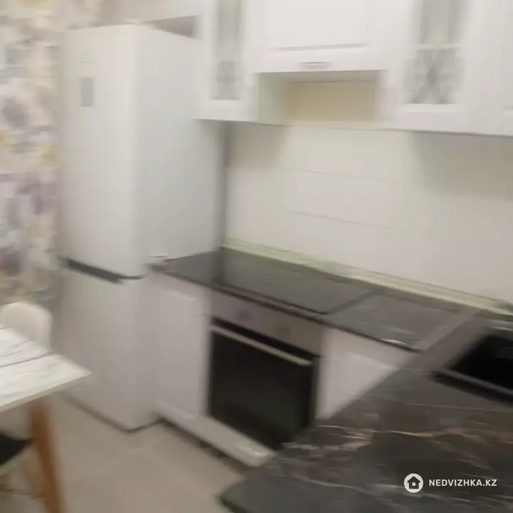 2-комнатная квартира, этаж 1 из 5, 69 м², фотография 5