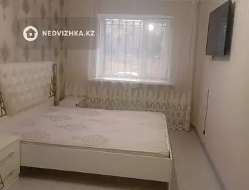 2-комнатная квартира, этаж 1 из 5, 69 м², миниатюра 9