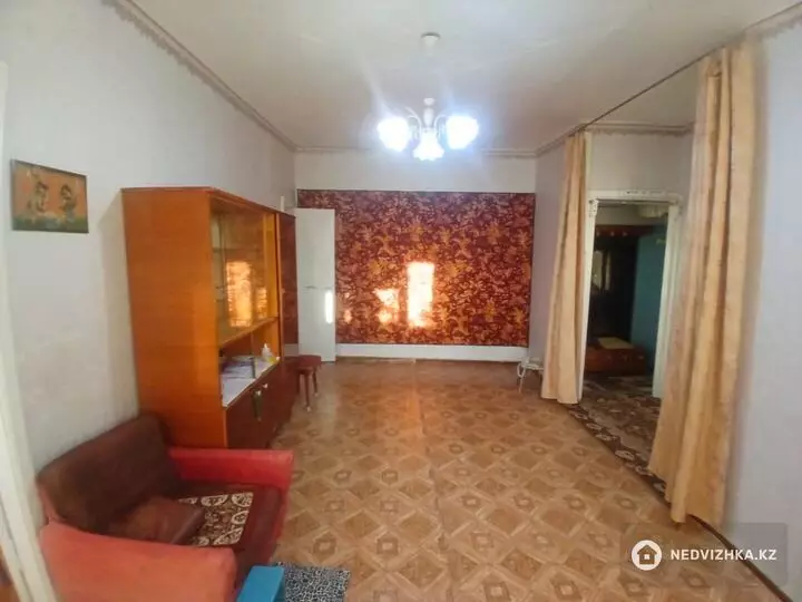 2-комнатная квартира, этаж 5 из 5, 45 м²