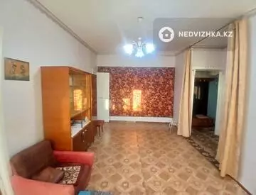 2-комнатная квартира, этаж 5 из 5, 45 м², миниатюра 3