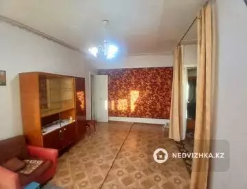 2-комнатная квартира, этаж 5 из 5, 45 м², миниатюра 4