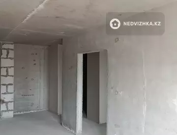 1-комнатная квартира, этаж 8 из 9, 35 м², миниатюра 6