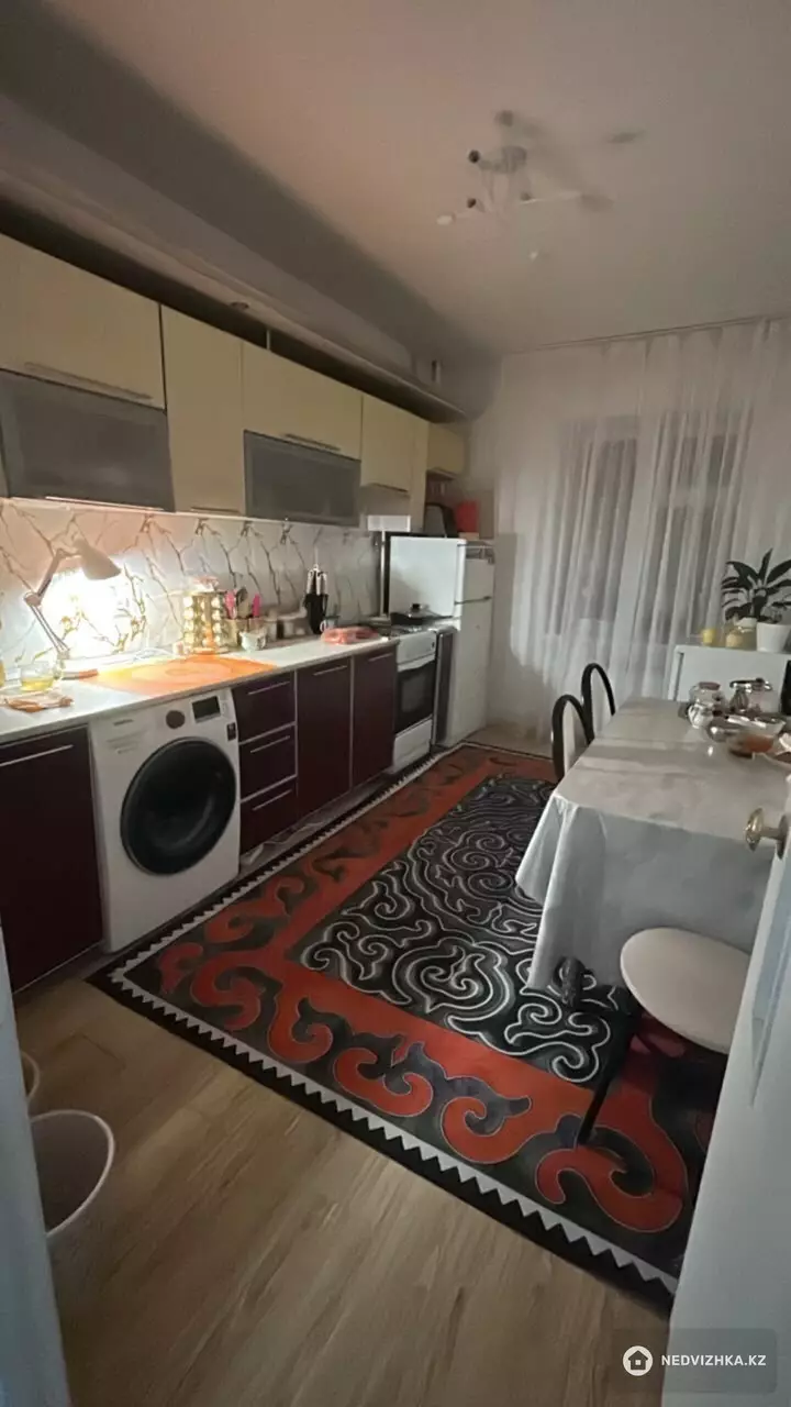 3-комнатная квартира, этаж 7 из 9, 81 м², фотография 4