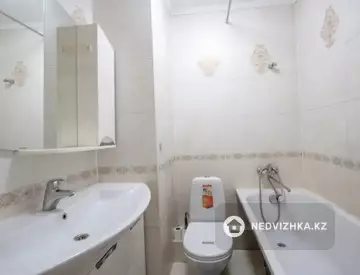 2-комнатная квартира, этаж 4 из 6, 72 м², миниатюра 4