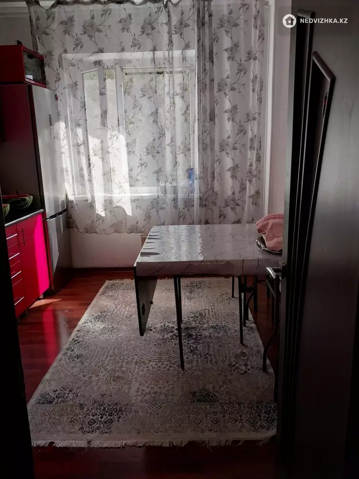 1-комнатная квартира, этаж 3 из 9, 40 м², 2-фотосурет