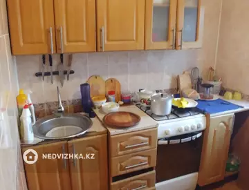 3-комнатная квартира, этаж 5 из 5, 58 м², миниатюра 1