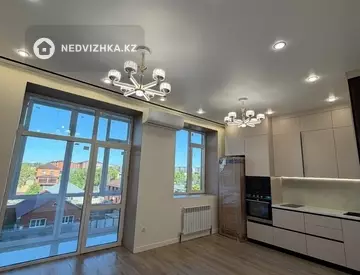 2-комнатная квартира, этаж 3 из 6, 44 м², миниатюра 1