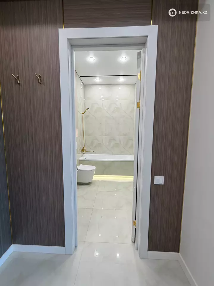 2-комнатная квартира, этаж 3 из 6, 44 м², фотография 3